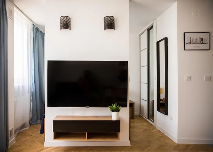 City Center Pereca, Next To Warsaw\'S Business District & Metro Onz, By Warsawskyline Apartments