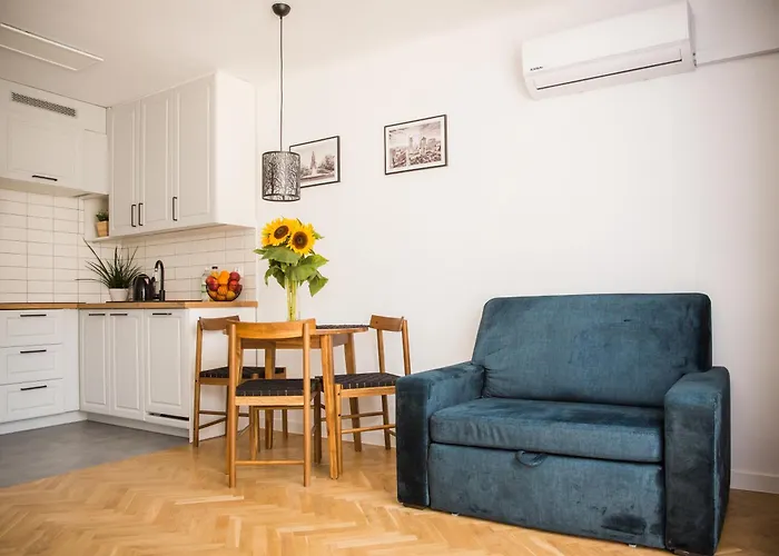 City Center Pereca, Next To Warsaw\'S Business District & Metro Onz, By Warsawskyline Apartments